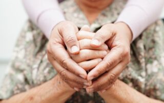 7 Tips for Families Caring for a Loved One with Dementia at Home